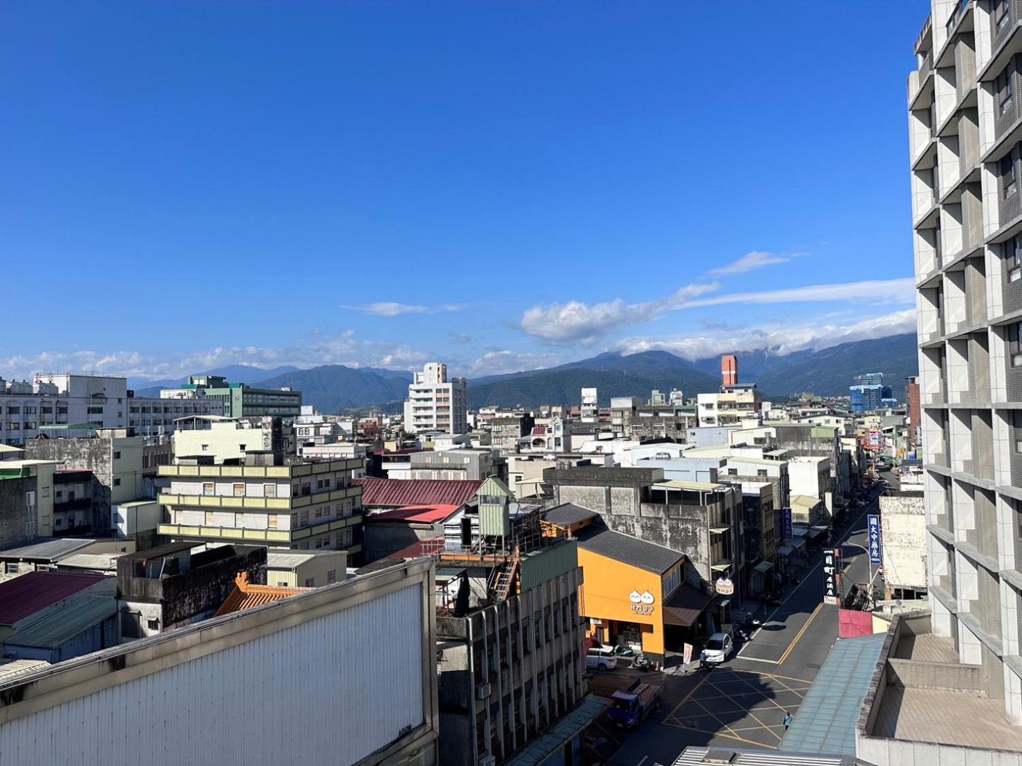可青大飯店grand Ke-Cing Hotel Yilan Esterno foto