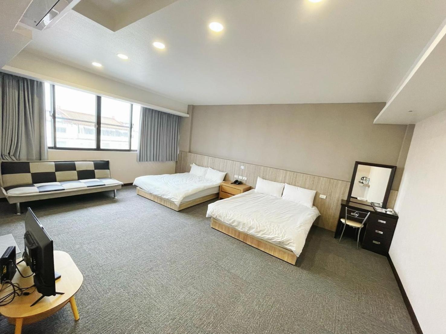 可青大飯店grand Ke-Cing Hotel Yilan Esterno foto