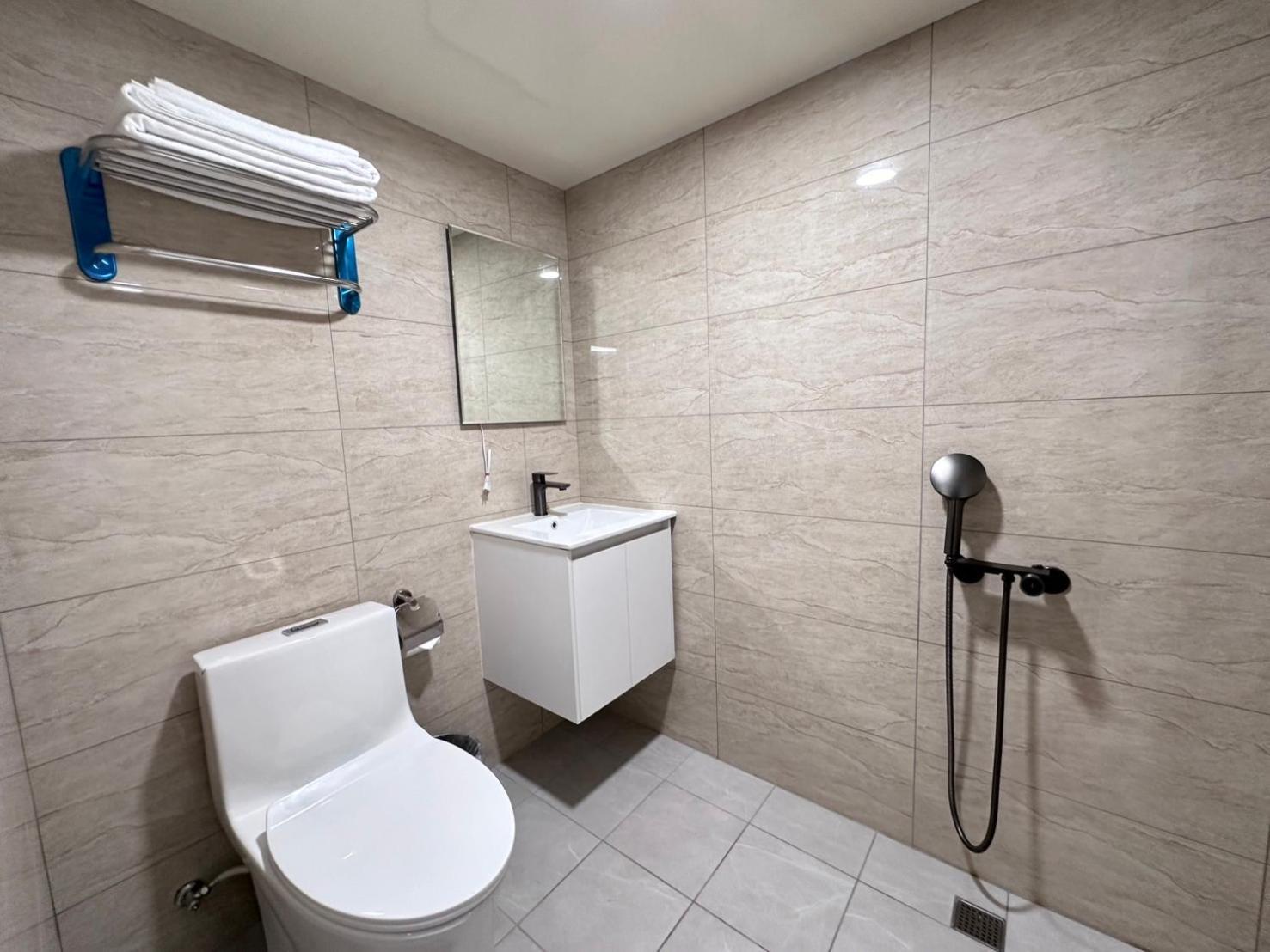 可青大飯店grand Ke-Cing Hotel Yilan Esterno foto