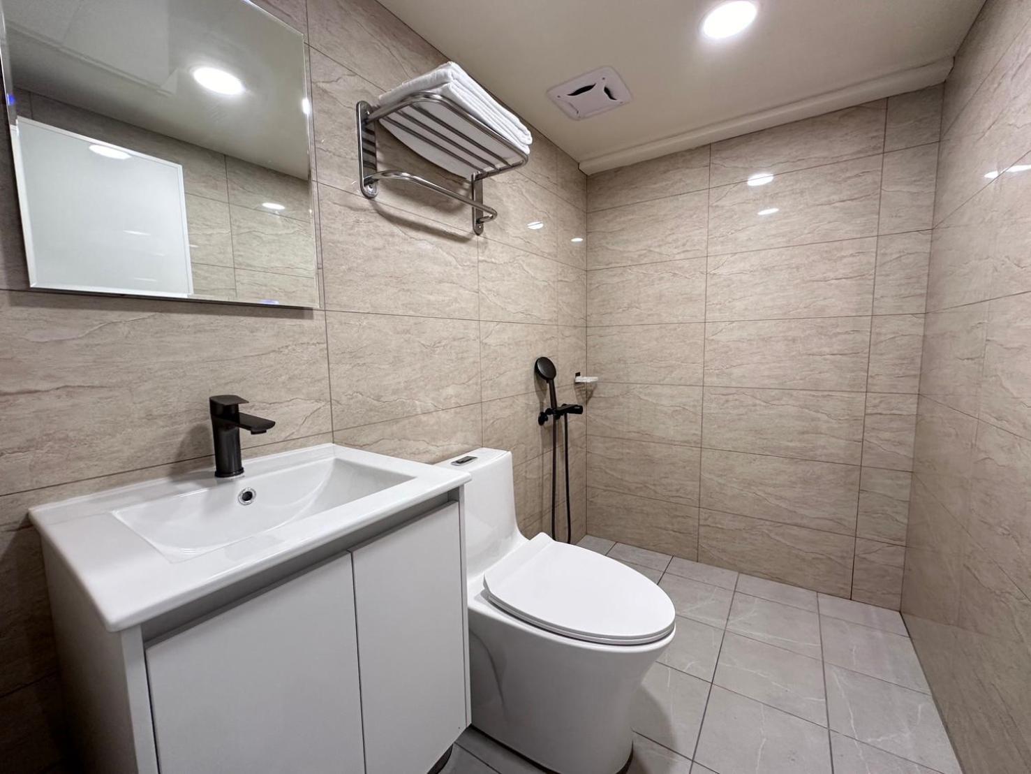 可青大飯店grand Ke-Cing Hotel Yilan Esterno foto