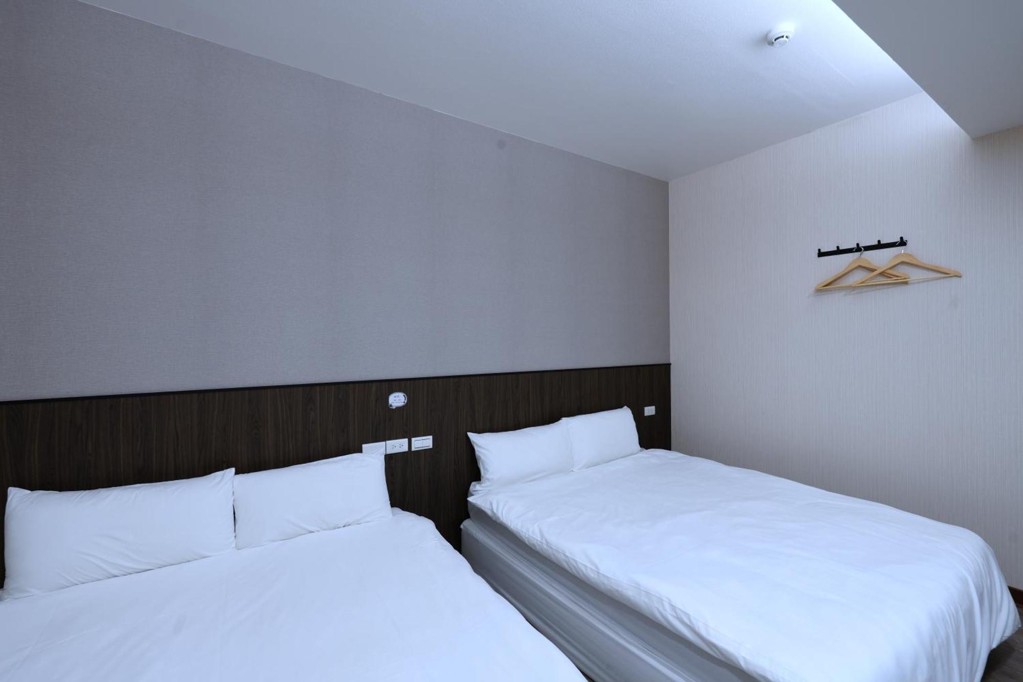 可青大飯店grand Ke-Cing Hotel Yilan Esterno foto