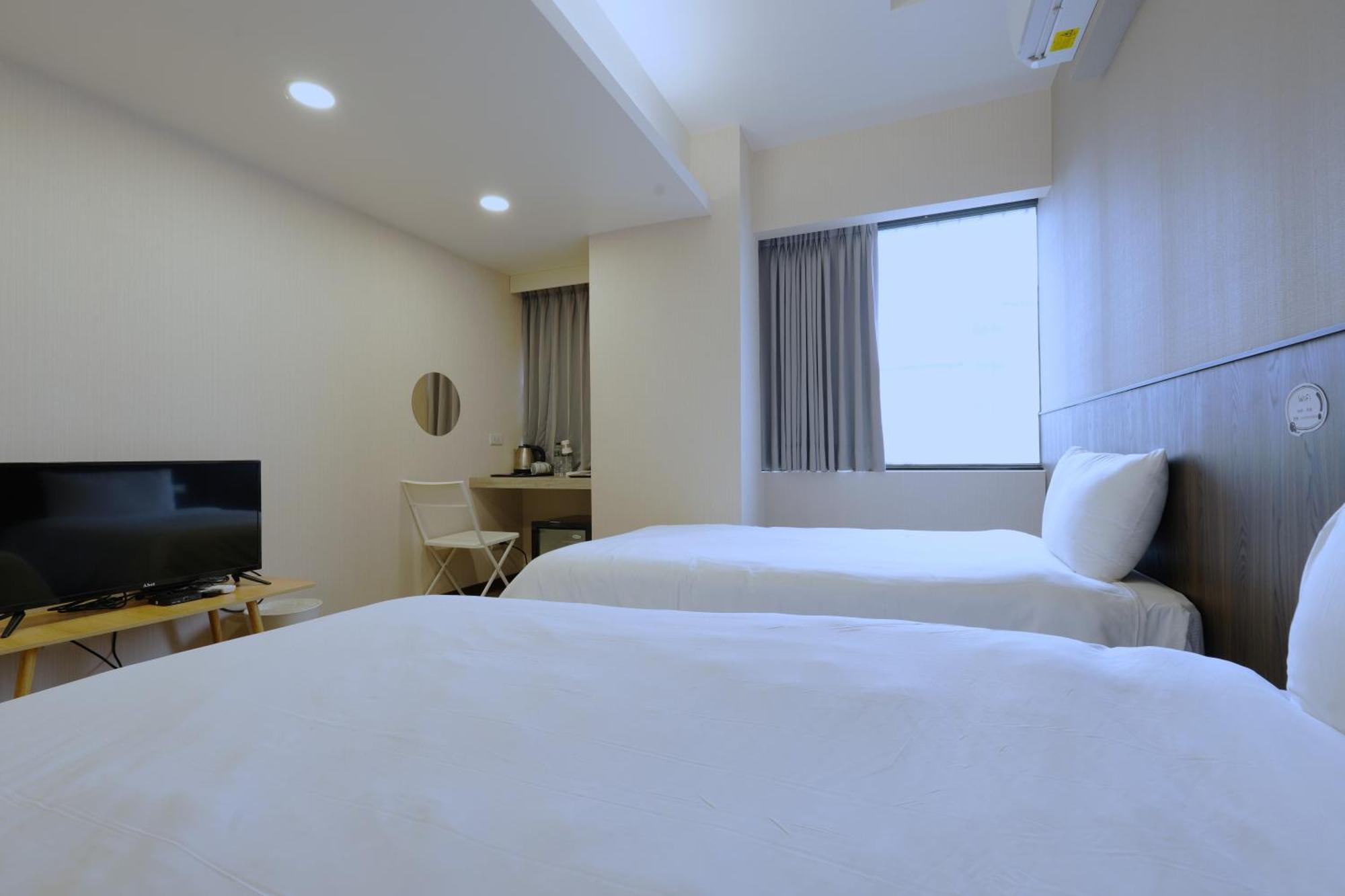 可青大飯店grand Ke-Cing Hotel Yilan Esterno foto